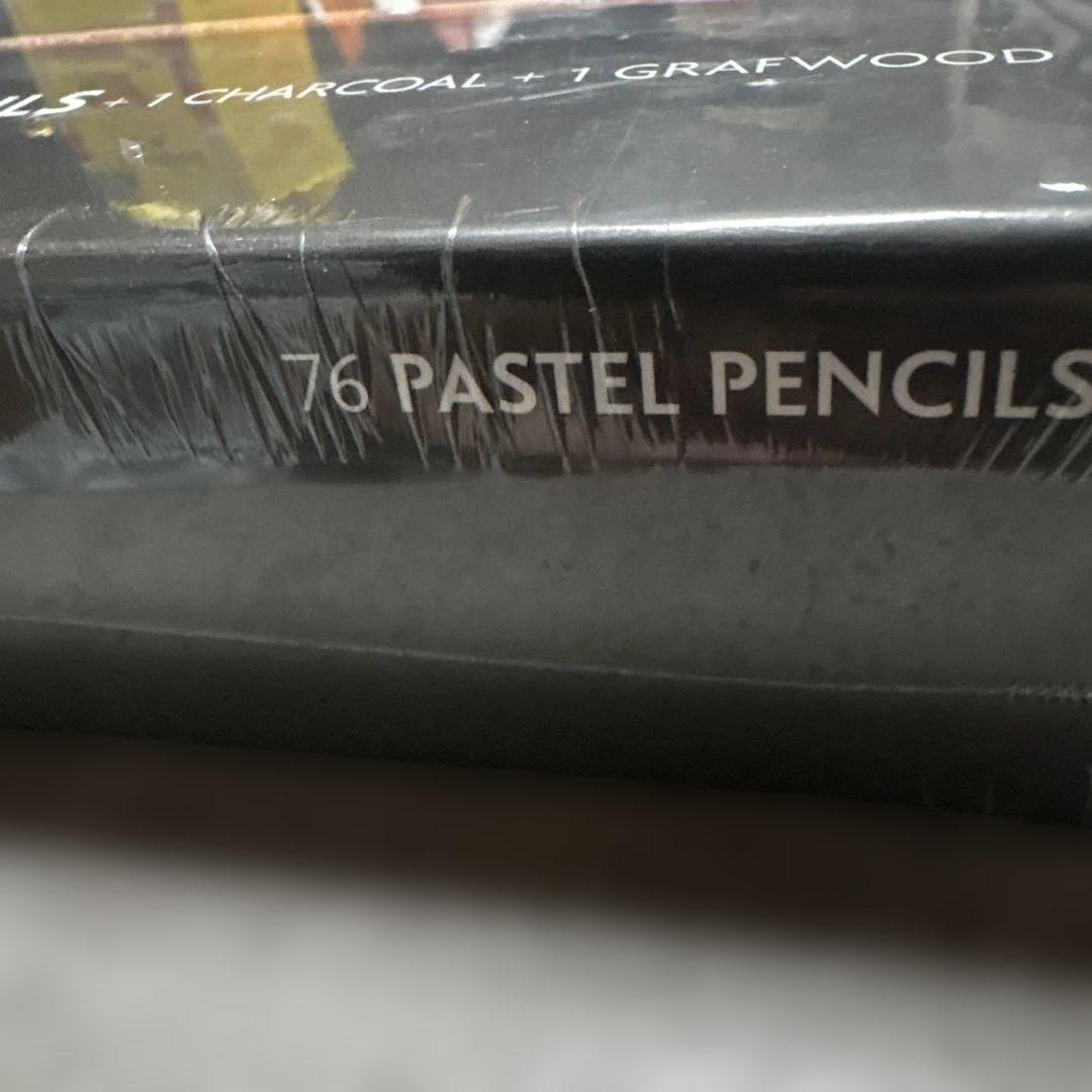 新品未開封品　最終値下げ　カランダッシュ　パステルペンシル76