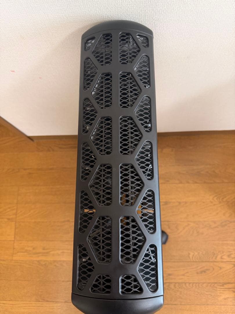 DeLonghi マルチダイナミックヒーター　デロンギ　オイルヒータリモコン付き