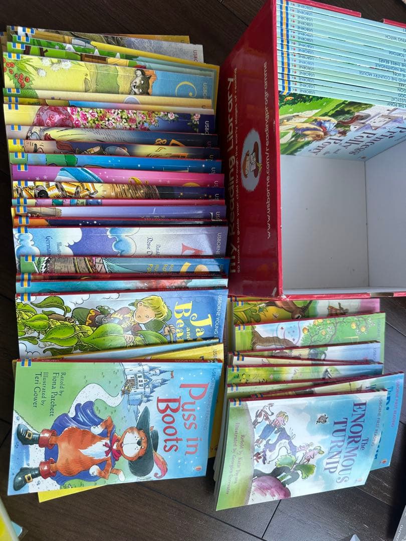 英語の童話セット（ジャックと豆の木、プス・イン・ブーツ等）