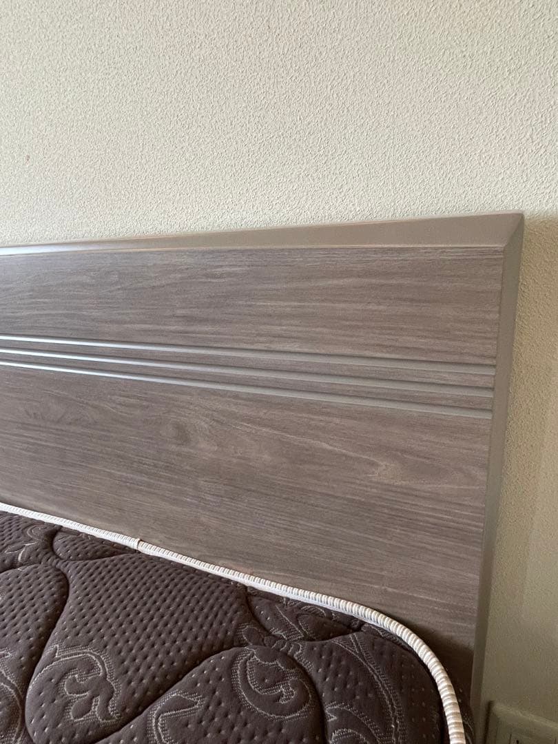 ①シモンズ　極美品　キングサイズベッド　マットレス　シングル2つセット①