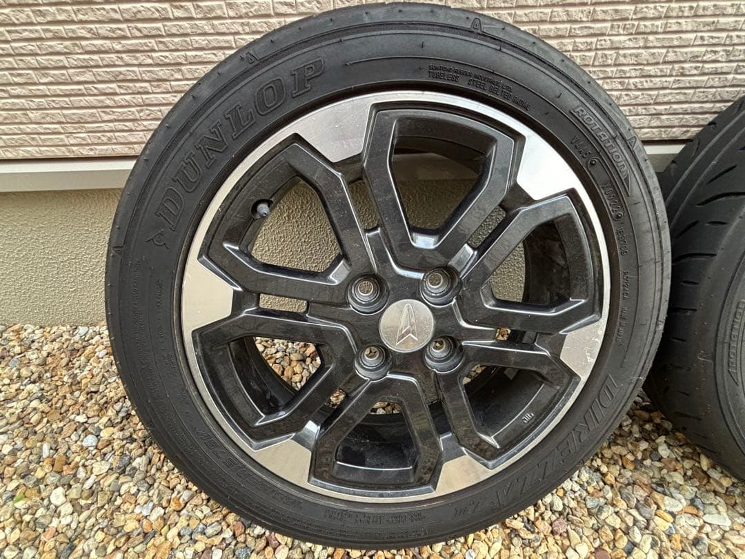 ダイハツウェイク純正15インチ ホイール４本タイヤ付き