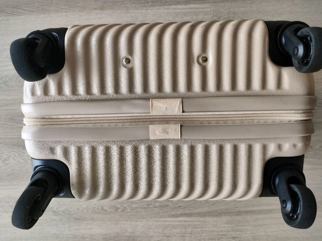 【HaNT】【ハント】 マイン 05748 スーツケース 47L ダリアベージュ