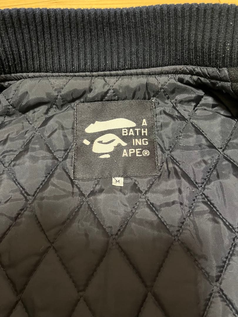 A BATHING APE VARSITY JACKET Ｍ