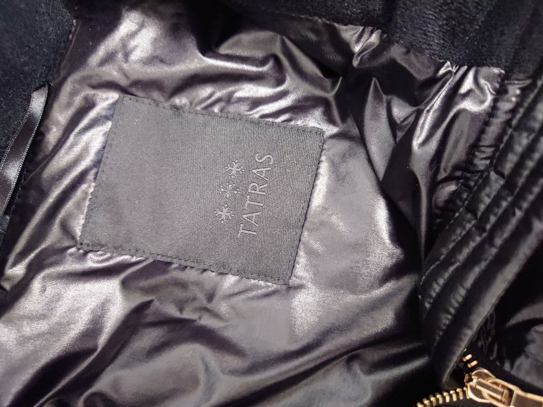 【美品】希少サイズ✦TATRAS ✦フード付きダウンベスト✦04