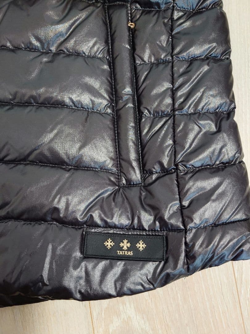 【美品】希少サイズ✦TATRAS ✦フード付きダウンベスト✦04