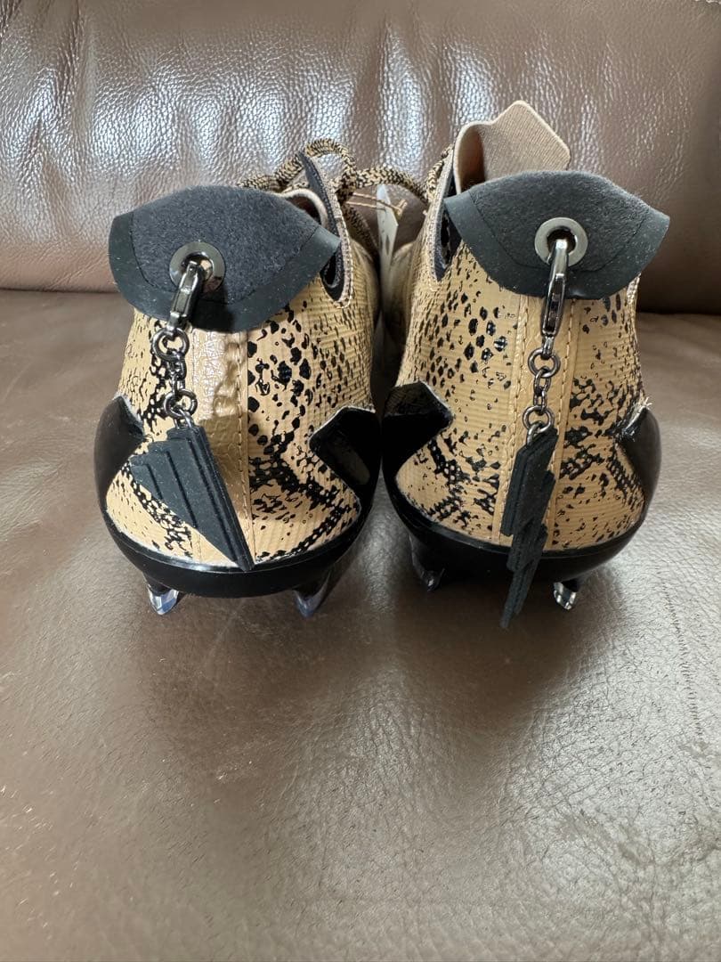 新品未使用 25cm Adizero Electric 2 Football