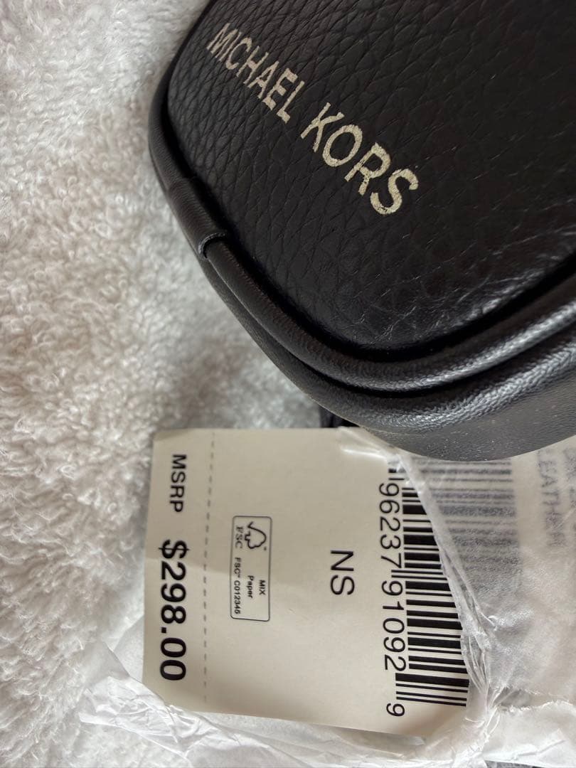 【ハワイ正規店購入】MICHAEL KORS ブラックショルダーバッグ