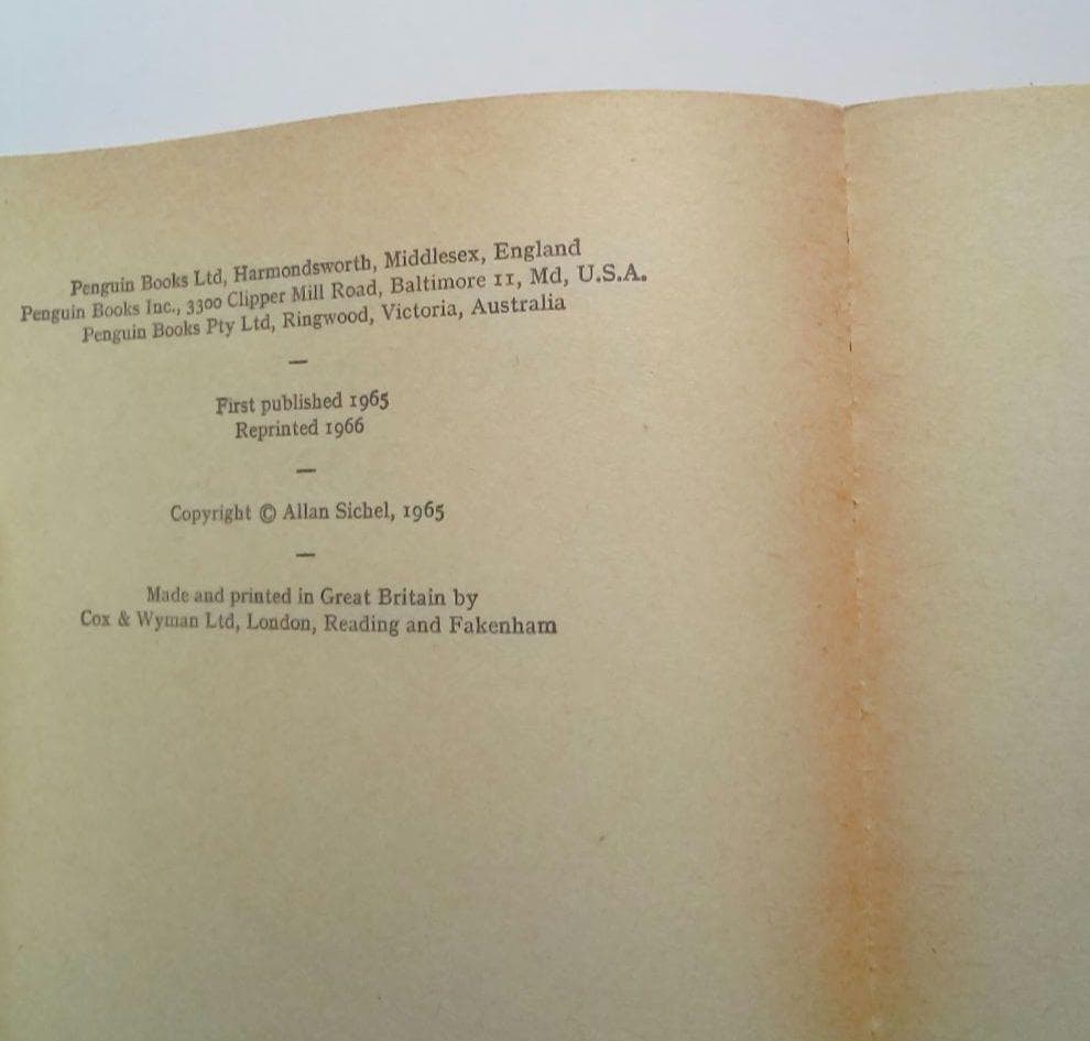 ワイン辞書・事典 英語版　らくらくメルカリ便匿名配送