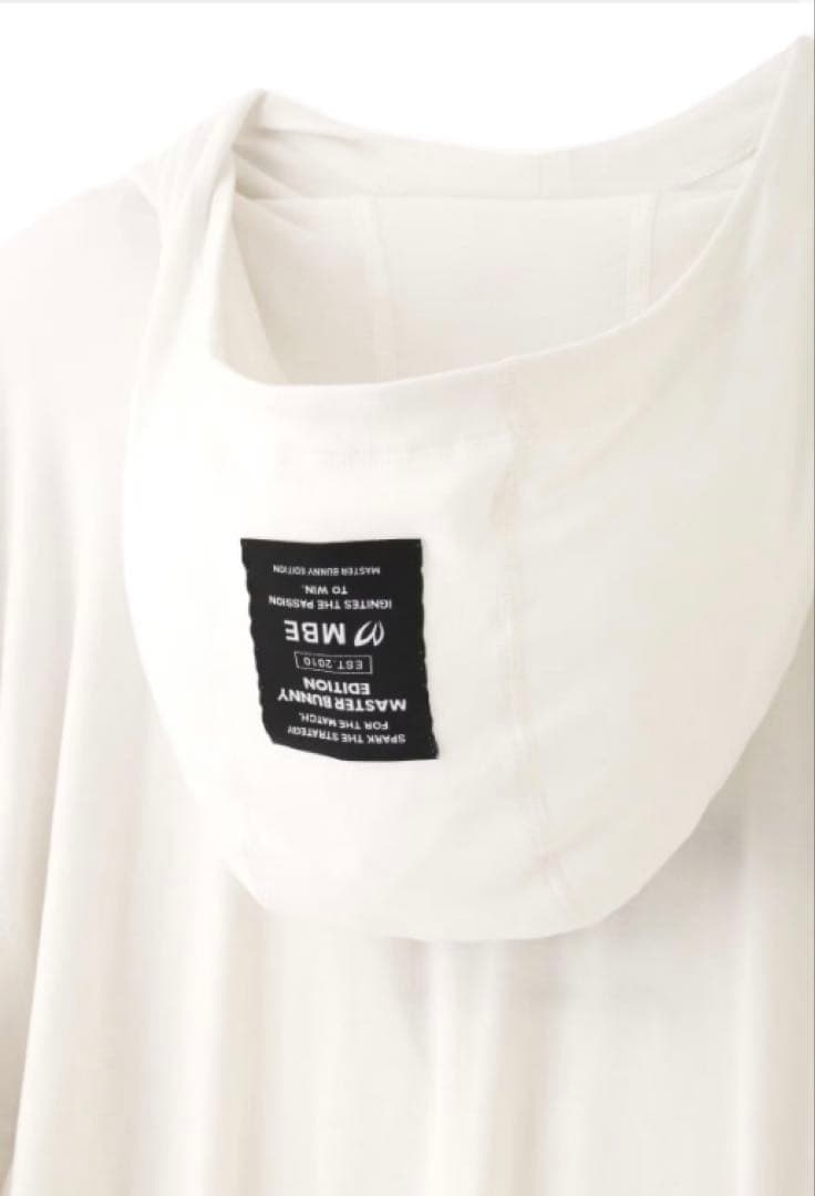 新品 パーリーゲイツ マスターバニー ベアスムース フーディ(5)サイズL/白