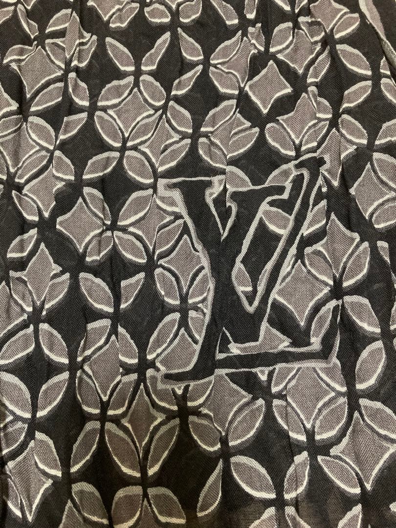 ☆美品☆ ルイヴィトン　モノグラムフラワー　ストール