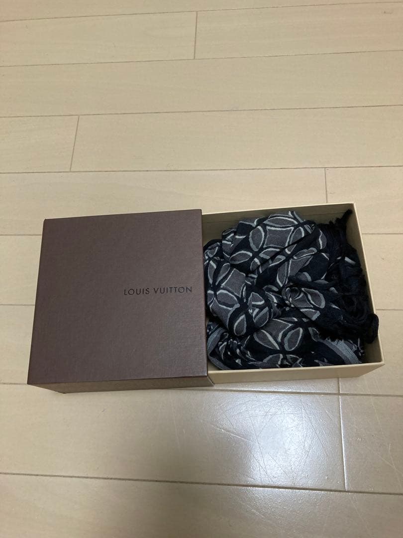 ☆美品☆ ルイヴィトン　モノグラムフラワー　ストール