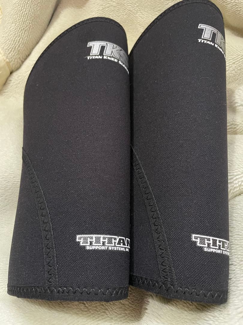TKS タイタンニースリーブ Mサイズ 2枚セット