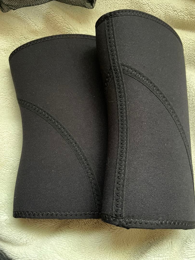 TKS タイタンニースリーブ Mサイズ 2枚セット