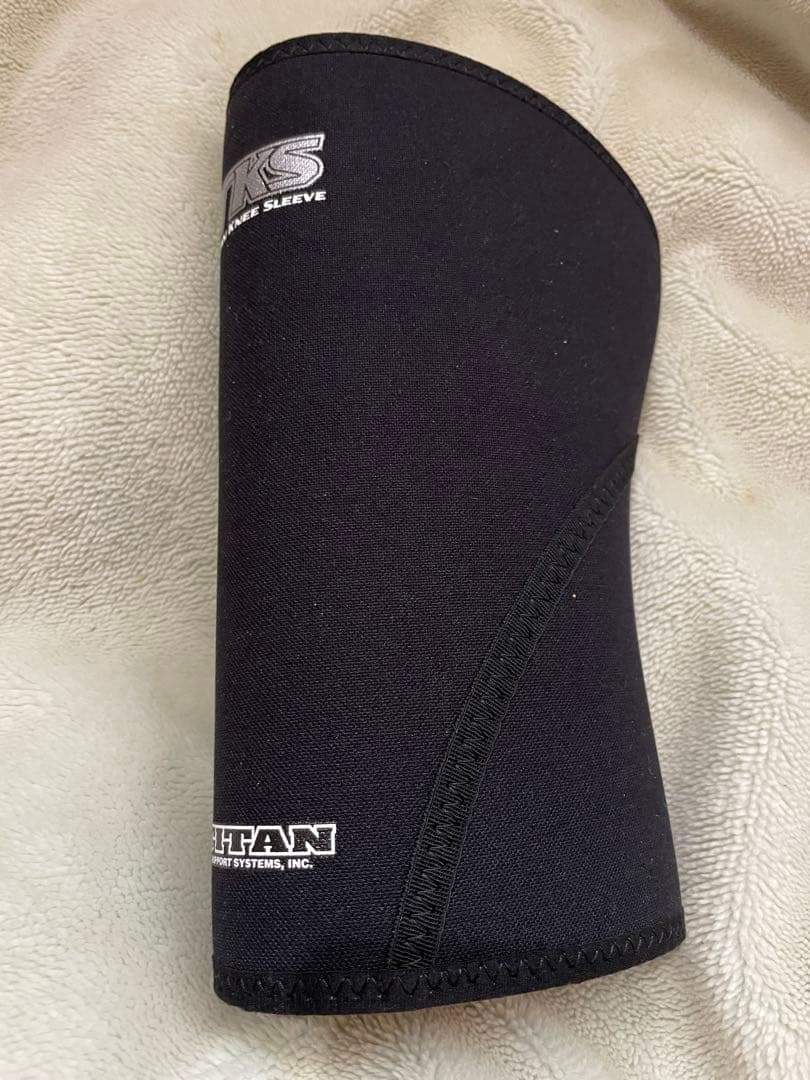 TKS タイタンニースリーブ Mサイズ 2枚セット