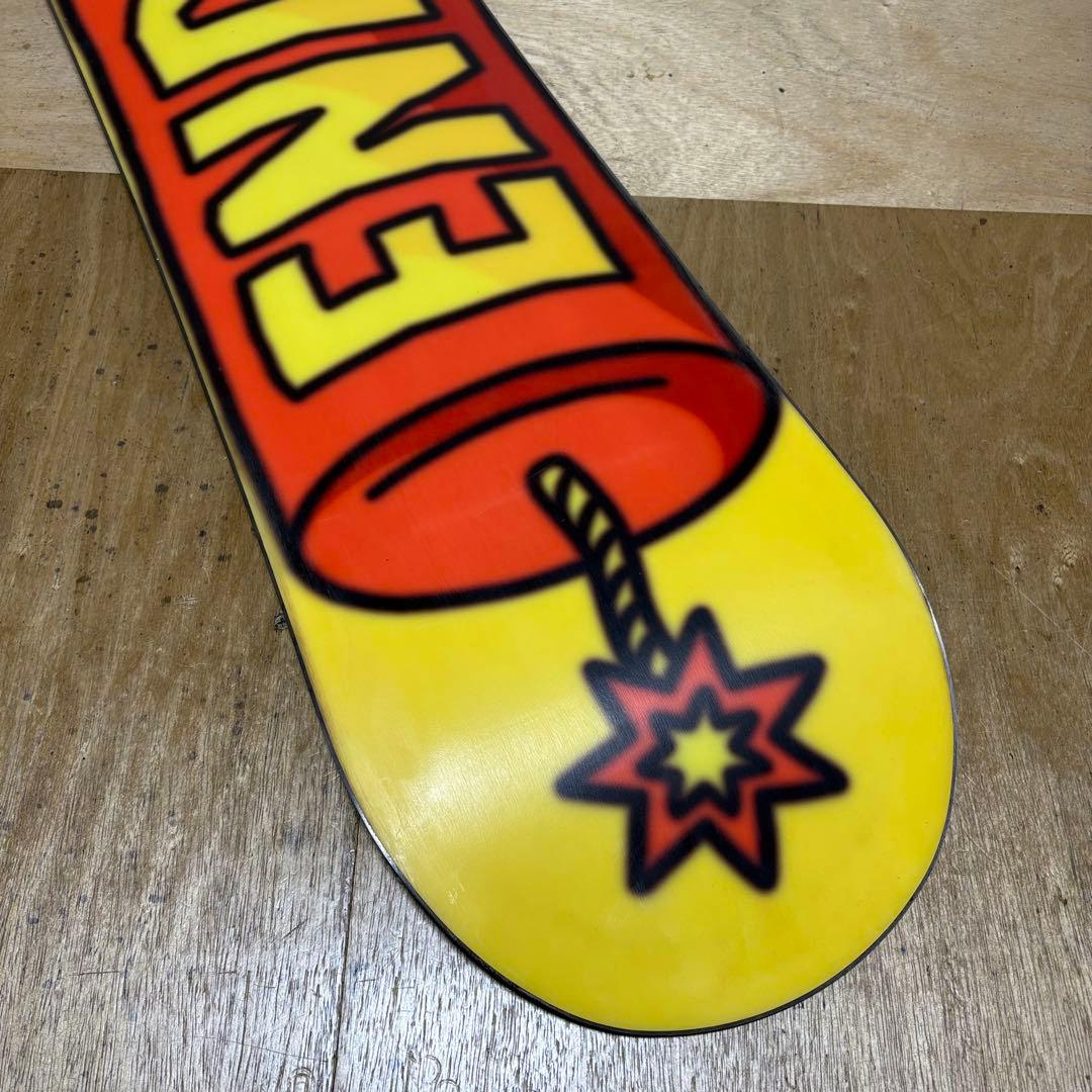 エンデバー スノーボード パークボード グラトリ ビンディング パウダー 雪山