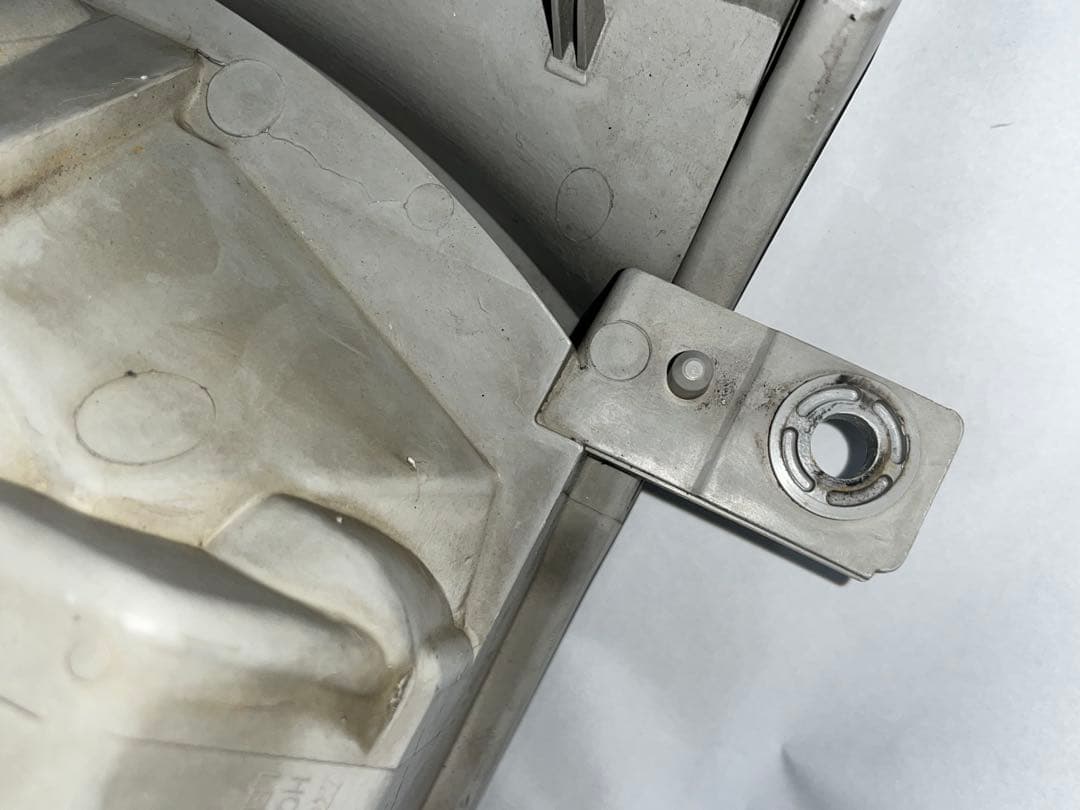 V*P様 中古 いすゞ純正 左 ヘッドライト KOITO 110-21872 2