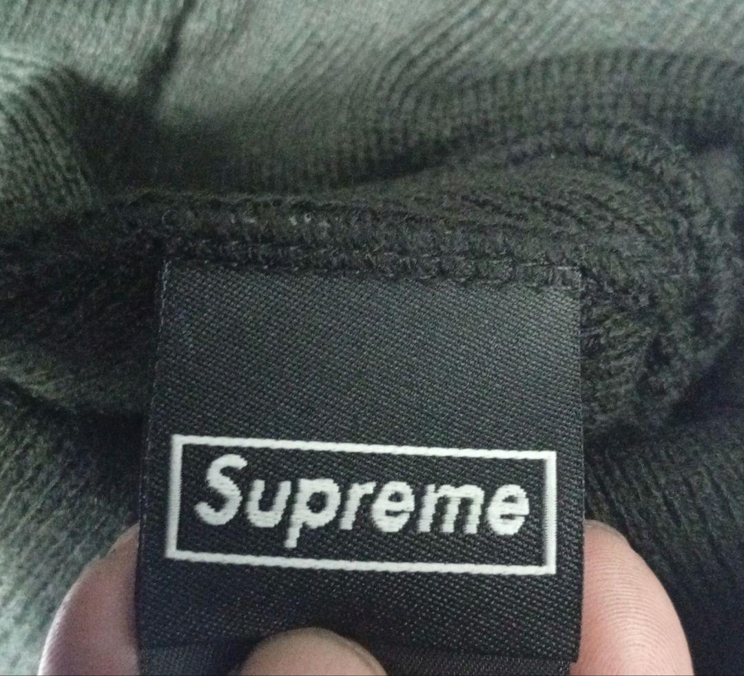 ジ*ー様 Supreme ニット帽ブラック