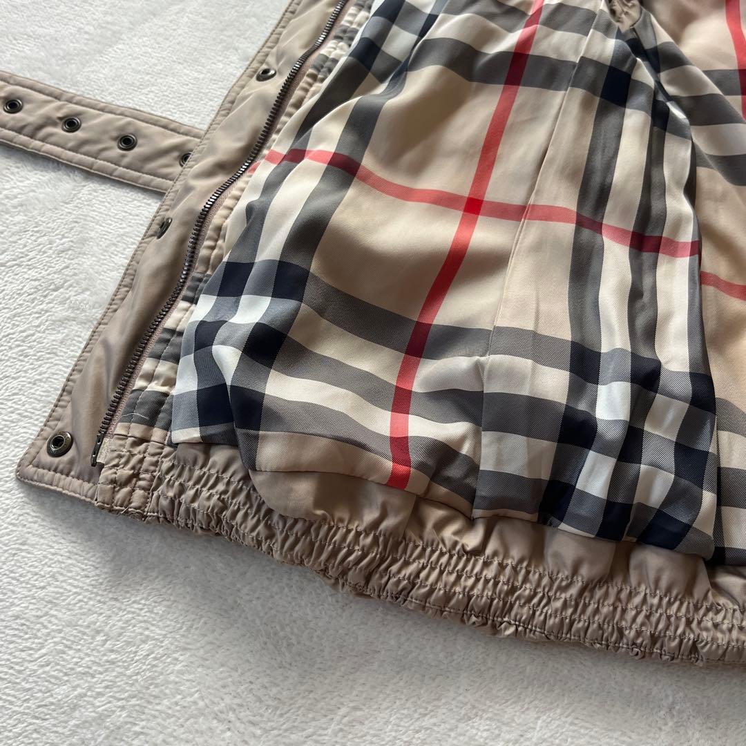●バーバリーロンドン　ダウンベスト　メガチェック　ノバ　ベルト付き　ダイヤカット