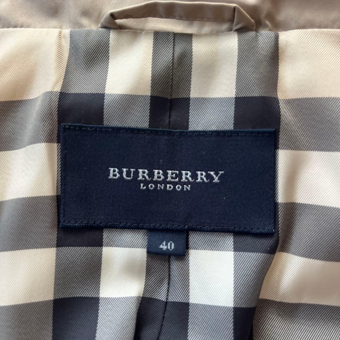 ●バーバリーロンドン　ダウンベスト　メガチェック　ノバ　ベルト付き　ダイヤカット