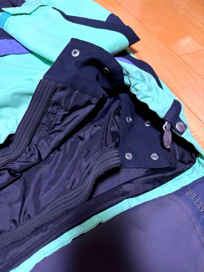 エアブラスター　スノーウェア　M上下セット