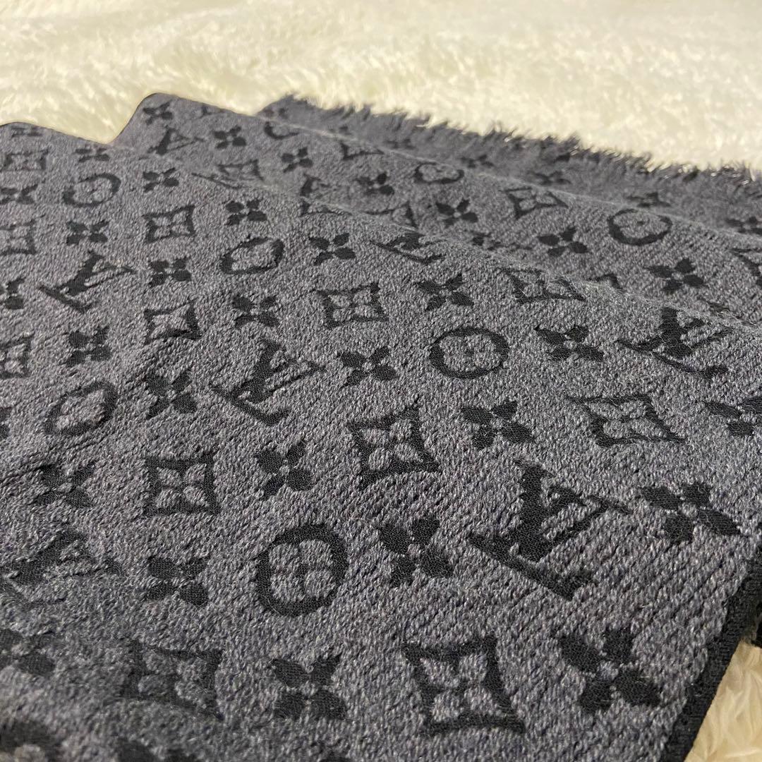 【極美品】LOUIS VUITTON ルイヴィトン モノグラム マフラー グレー