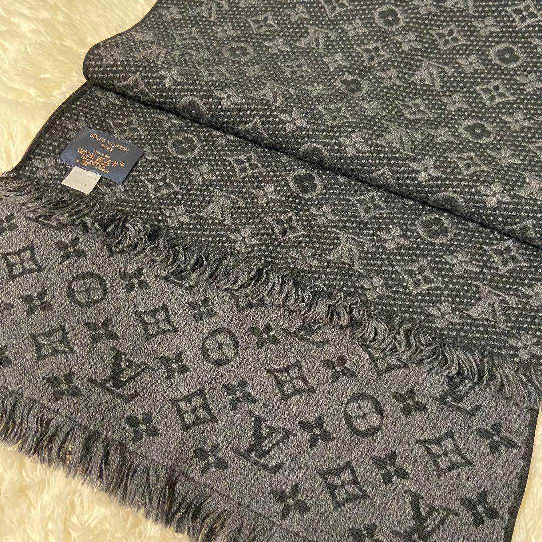 【極美品】LOUIS VUITTON ルイヴィトン モノグラム マフラー グレー