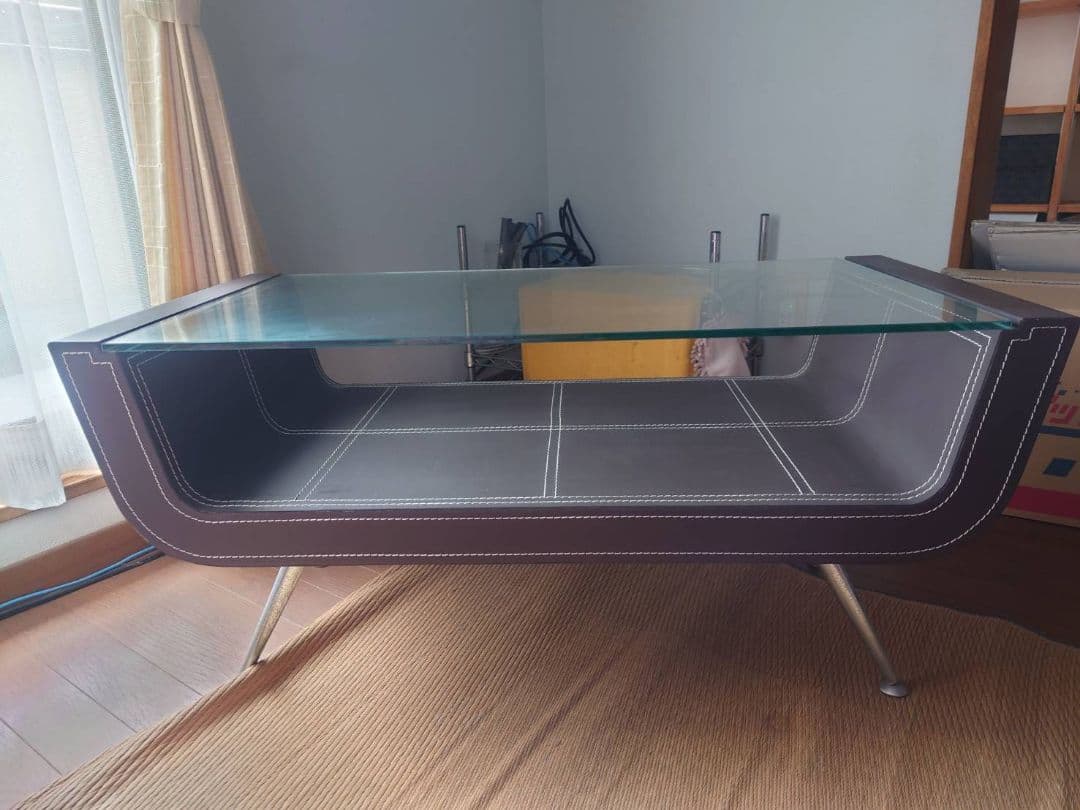モダンブラウンセンターテーブル　ガラステーブル