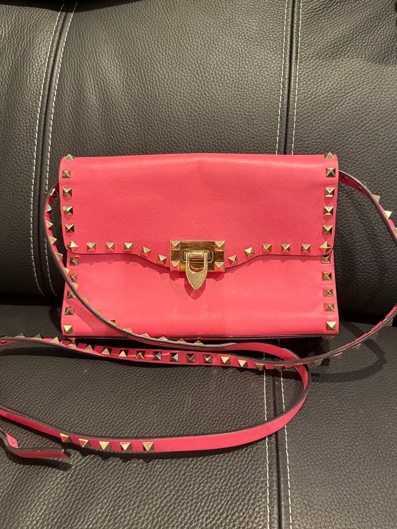 Valentino ロックスタッズ ショルダーバッグ