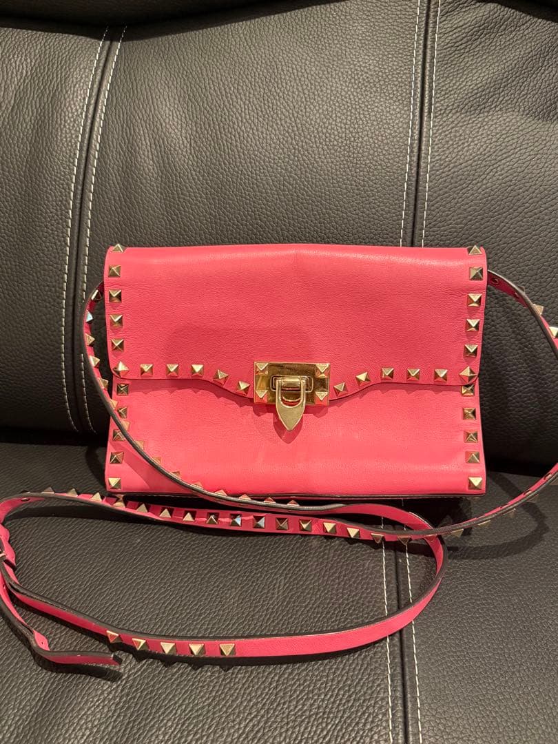 Valentino ロックスタッズ ショルダーバッグ