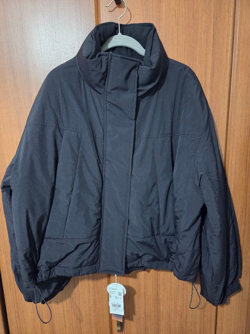 ✨新品未使用✨　ローリーズファーム　ショートモンスターコート　ブラック