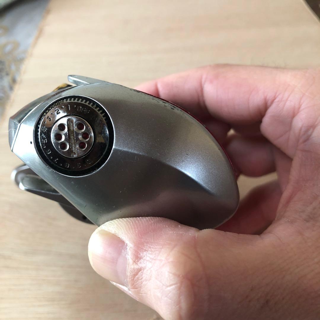 「3/17.18限定特価」Daiwa 初代TDジリオン100SH 7.1 右巻き