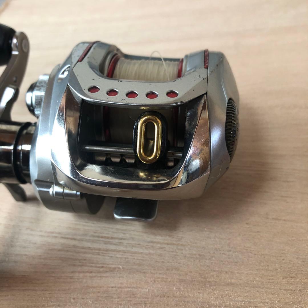 「3/17.18限定特価」Daiwa 初代TDジリオン100SH 7.1 右巻き