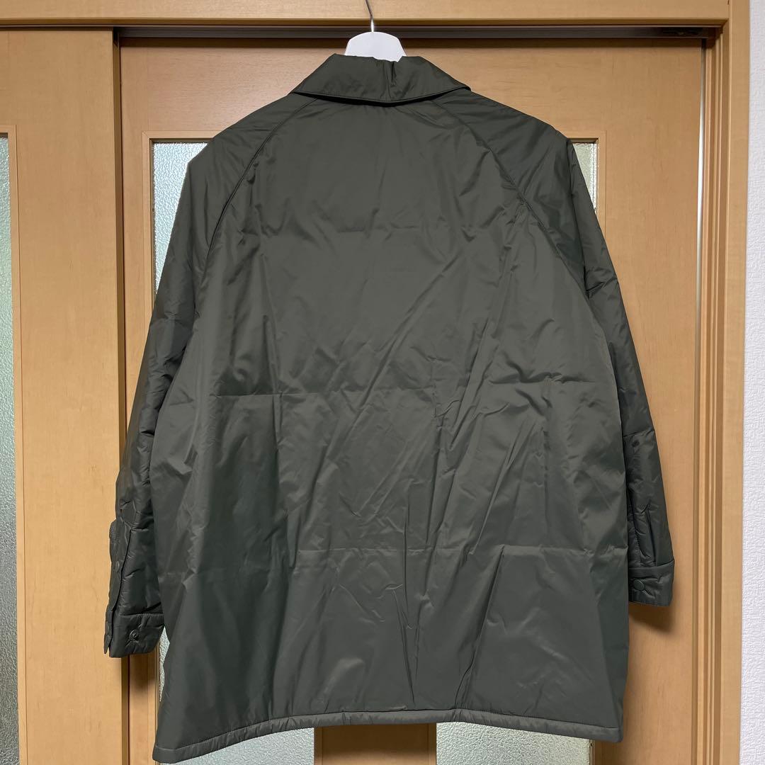 ユニクロUNIQLOアニヤハインドマーチパフテックシャツジャケット
