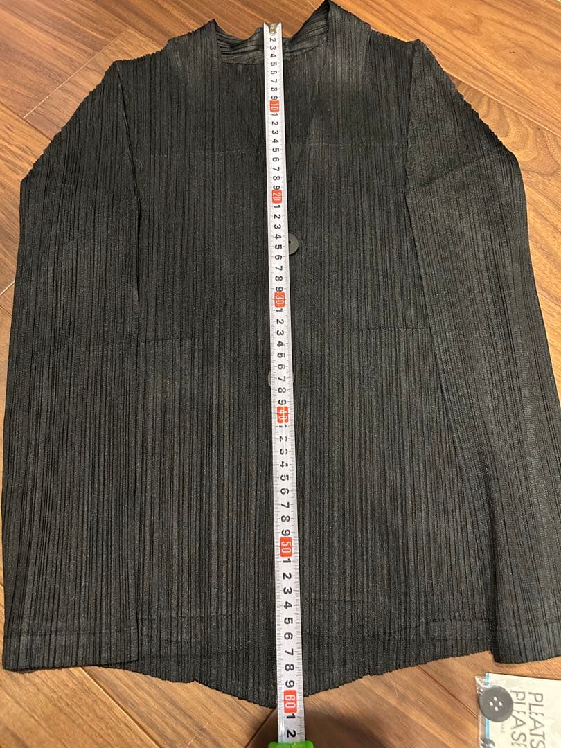 【新品タグ付き】プリーツプリーズ　forward1 ノーカラージャケット黒