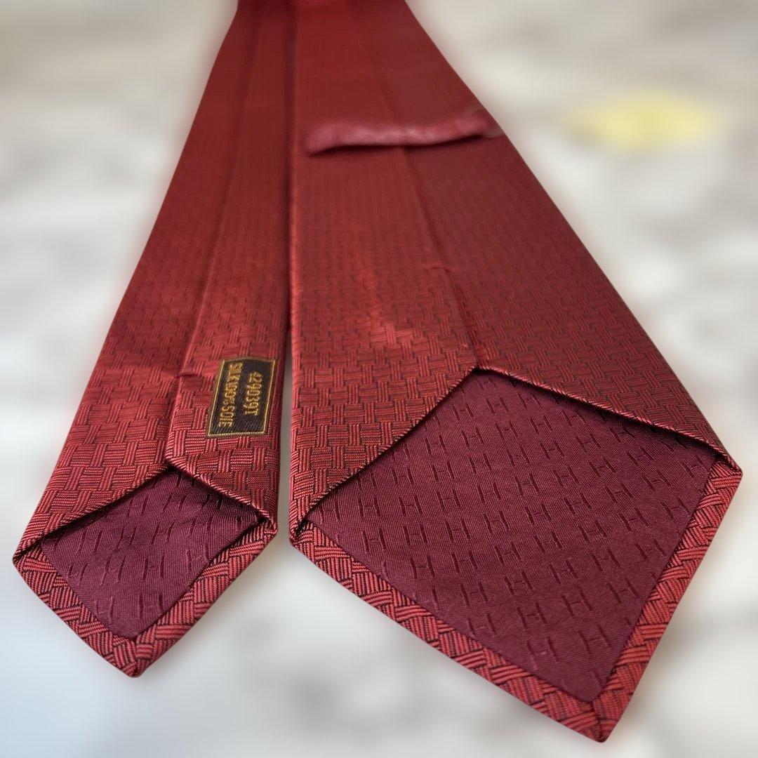【タグ&箱&カード付✨】HERMES ネクタイ　レッド　赤　ファソネ　刺繍