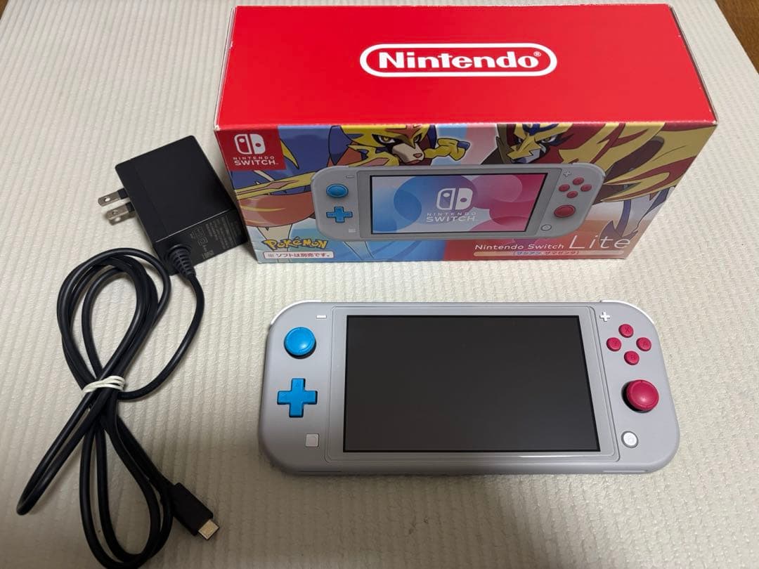 Nintendo Switch Lite 本体、充電器、箱付き　ポケモンデザイン