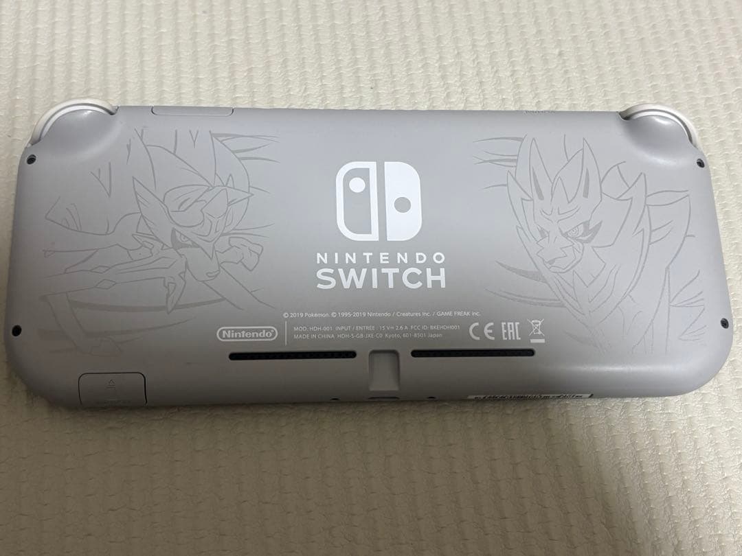 Nintendo Switch Lite 本体、充電器、箱付き　ポケモンデザイン