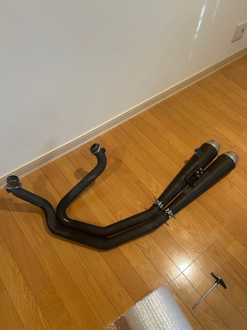 コウタロウ希少!!ハーレーXR1200モータステージフルエキマフラー