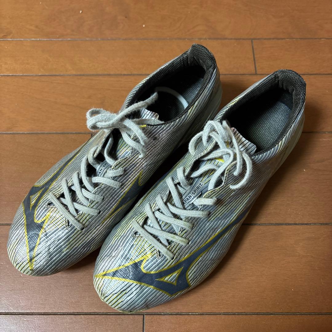サッカースパイク　ミズノアルファ限定24㎝