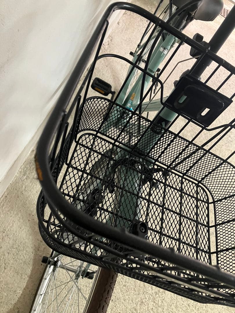 【美品使用1ヶ月のみ】　27インチ　シティサイクル　ミントグリーン