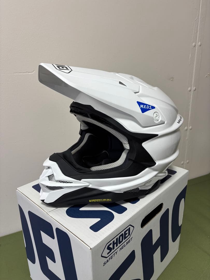 SHOEI(ショウエイ) VFX-WR(ホワイト) 【Lサイズ】