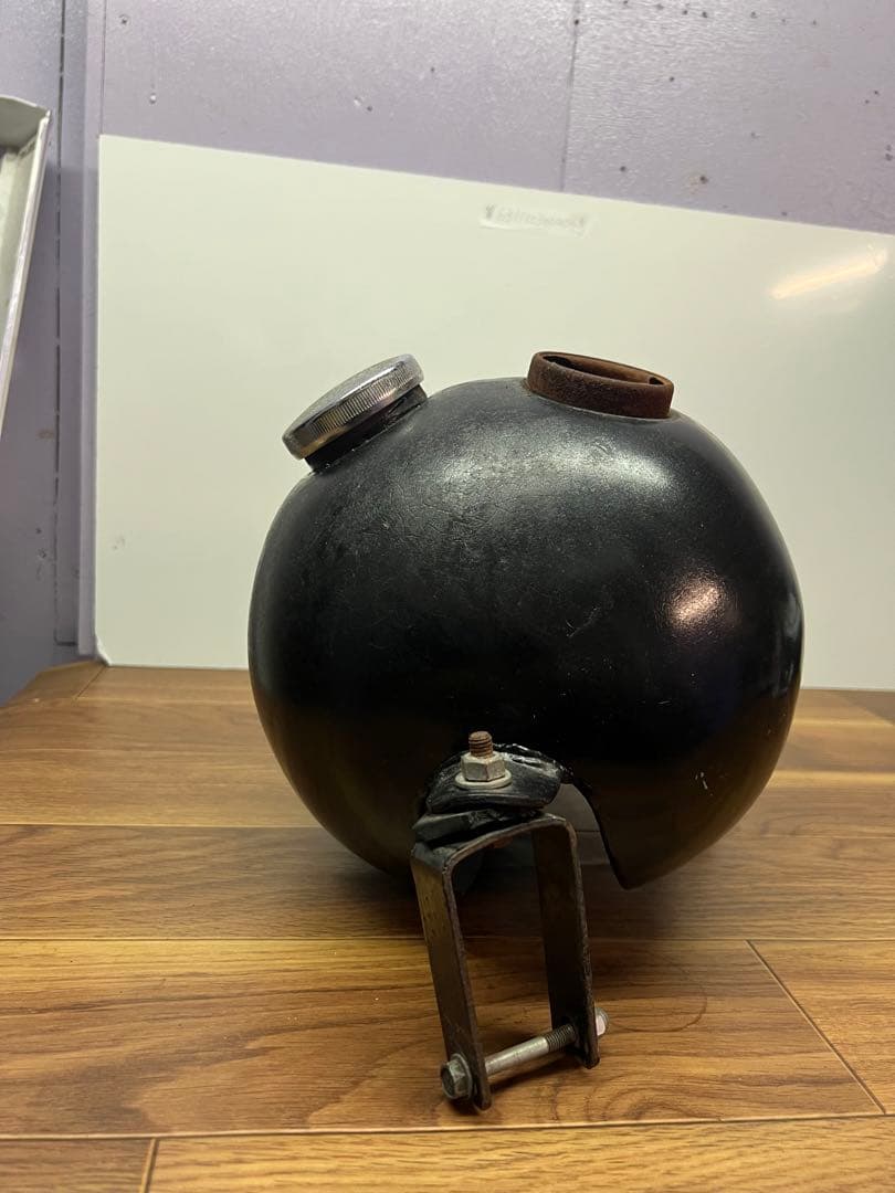 【送料込み】ガソリンタンク⭐︎ハーレーなどに