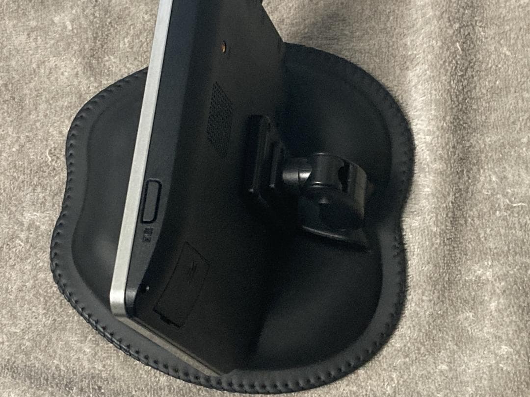 panasonic CN-G1100VD ＋ モバイクス カーナビスタンド