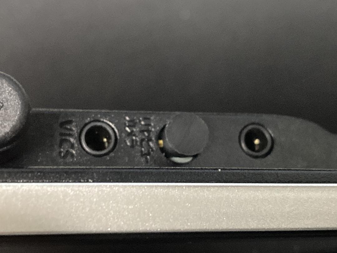 panasonic CN-G1100VD ＋ モバイクス カーナビスタンド