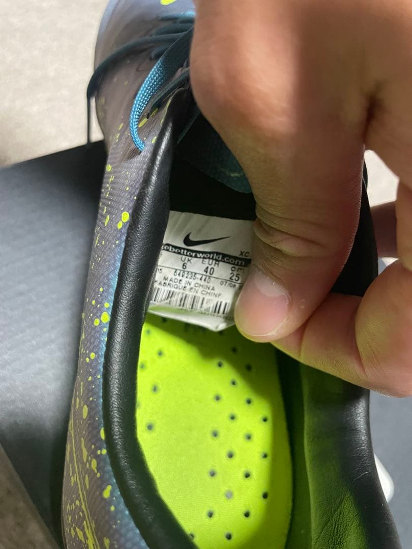 ナイキ マーキュリアル ヴェイパー