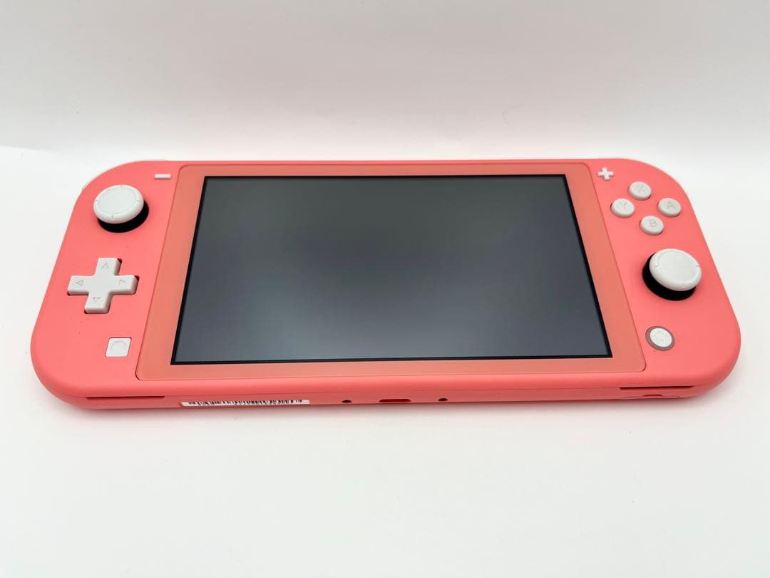Nintendo Switch Lite コーラル（本体のみ）美品・初期化済み