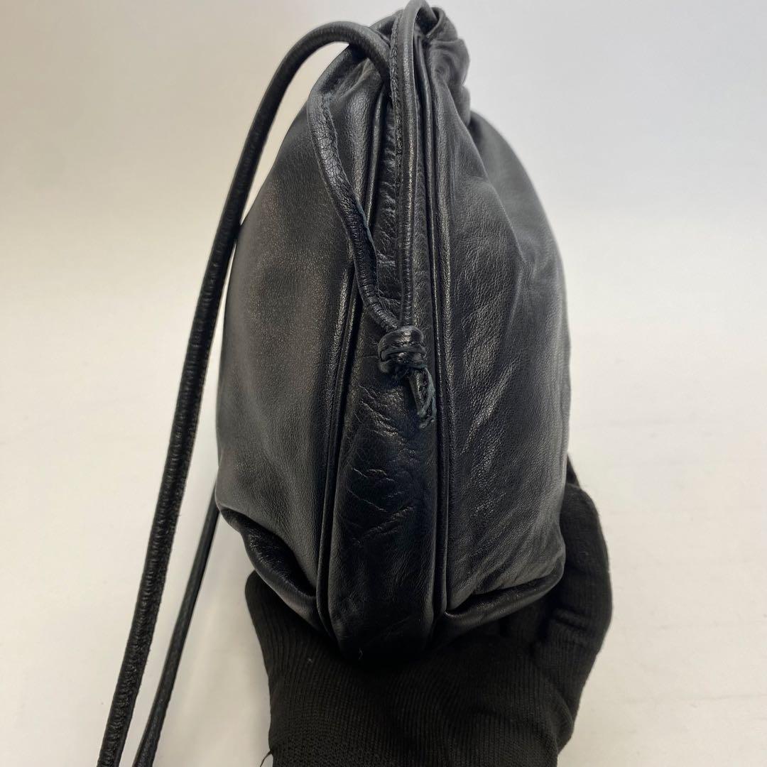 【美品】ロエベ 巾着ショルダーバッグ ブラック ナッパレザー アナグラム