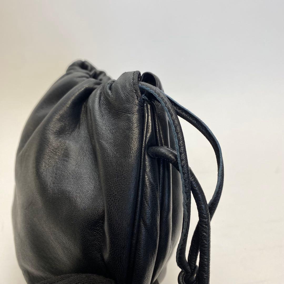 【美品】ロエベ 巾着ショルダーバッグ ブラック ナッパレザー アナグラム