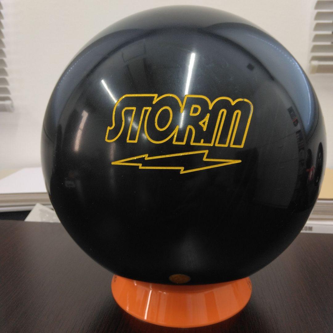 DARK PHYSIX STORM NRG ボウリングボール　14p4ozです。