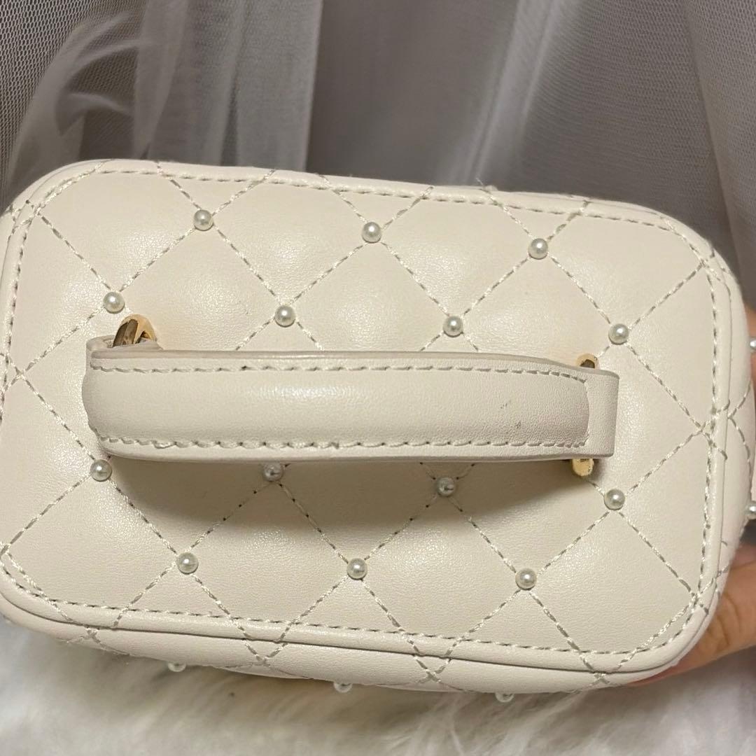 Darich ダーリッチ キルティングパールスクエアミニバッグ バニティ 白